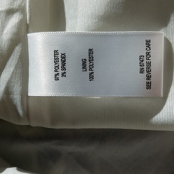 Just Taylor Sleeveless Black and White fit and flare dress, size 8 - Picture 6 of 6